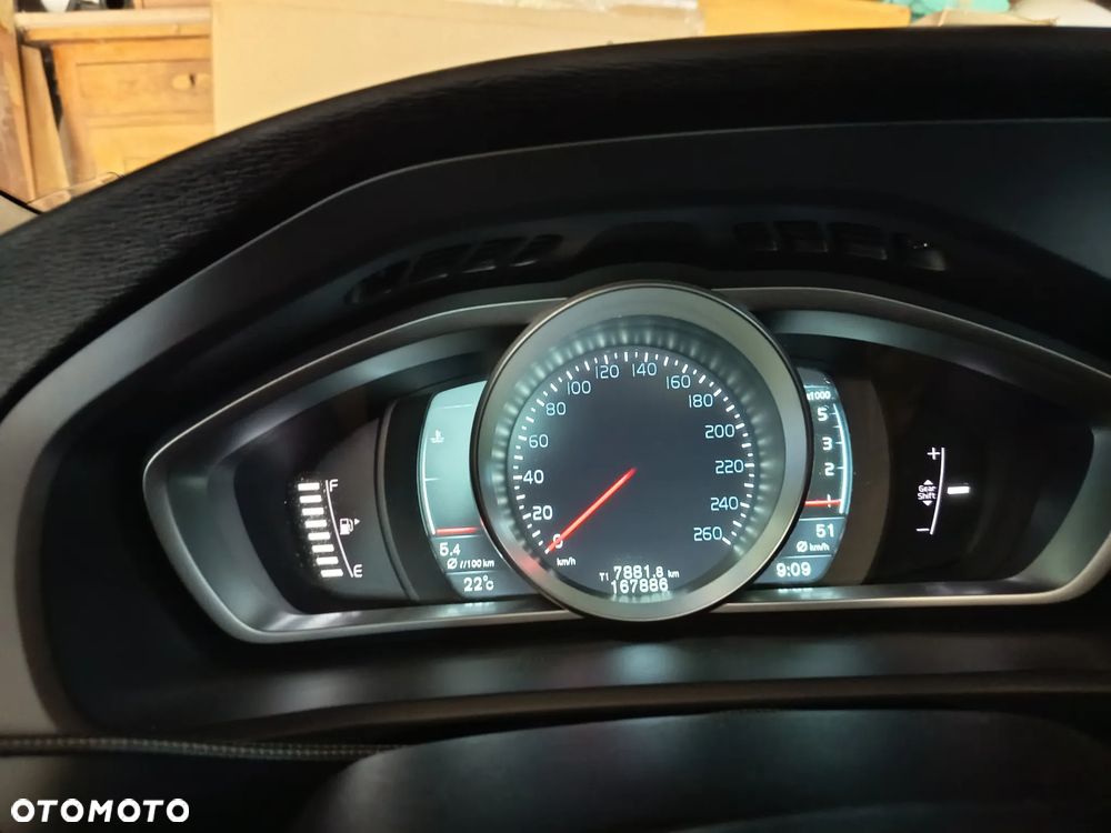 Volvo V40 - 17
