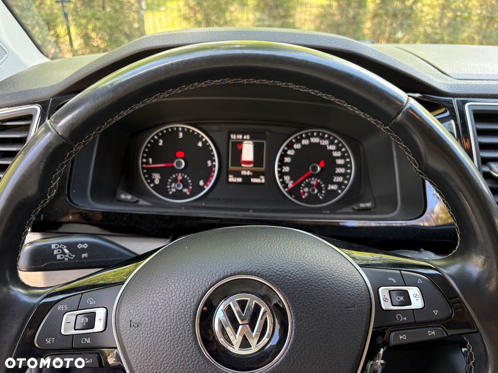 Volkswagen Multivan 2.0 BiTDI L1 Highline - 12