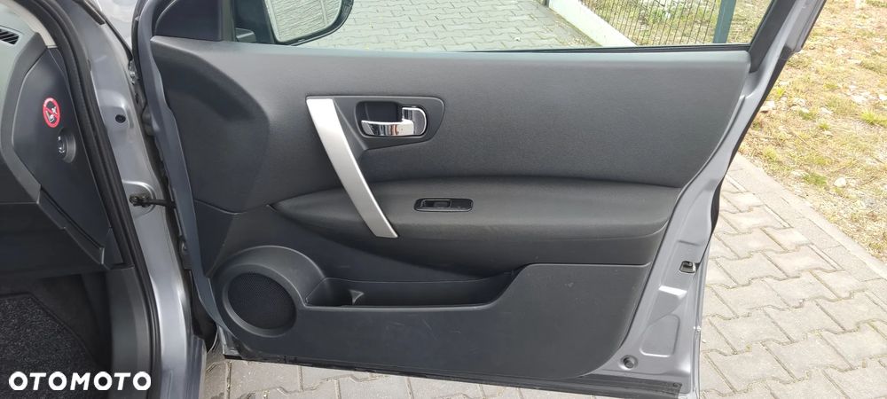 Nissan Qashqai 2.0 4x4 visia - 20