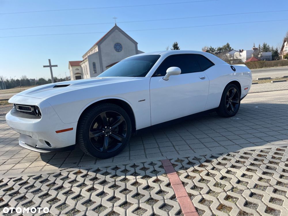 Dodge Challenger 5.7 R/T - 6