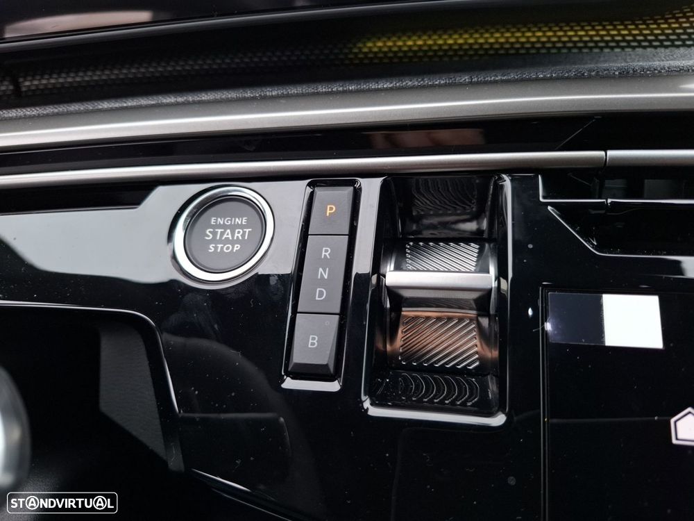 Peugeot 3008 1.6 Plug-in Hybrid GT e-DCS7 - 17