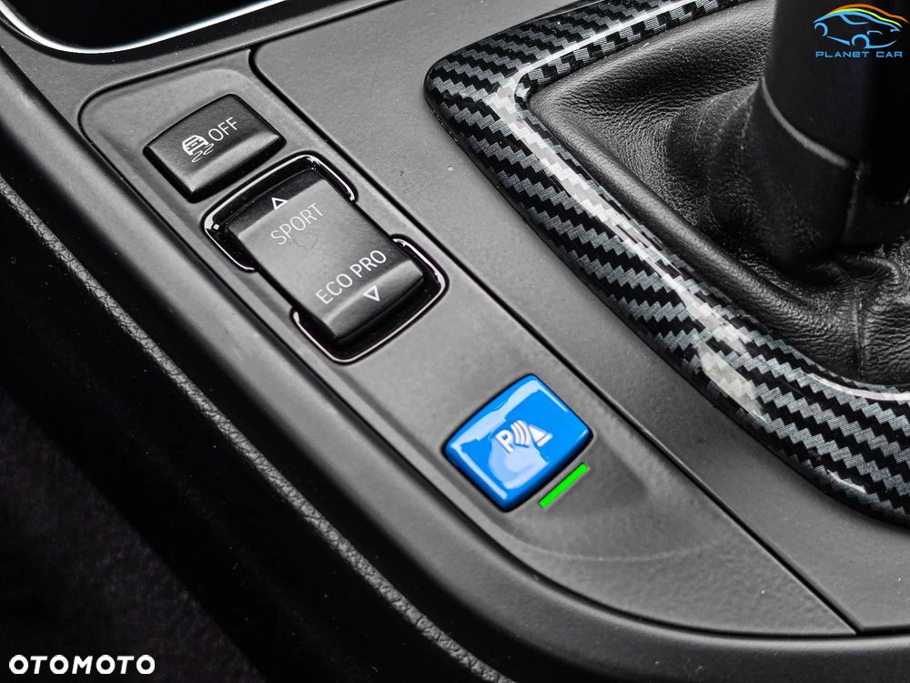 BMW 3GT 320d xDrive Sport Line - 38