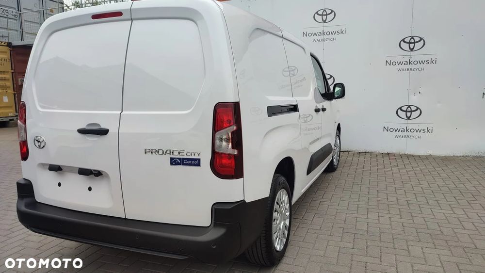 Toyota Proace City - 3