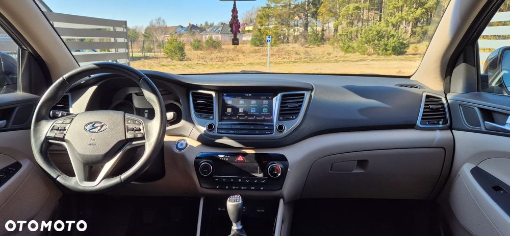 Hyundai Tucson 1.6 GDI BlueDrive Style 2WD - 20