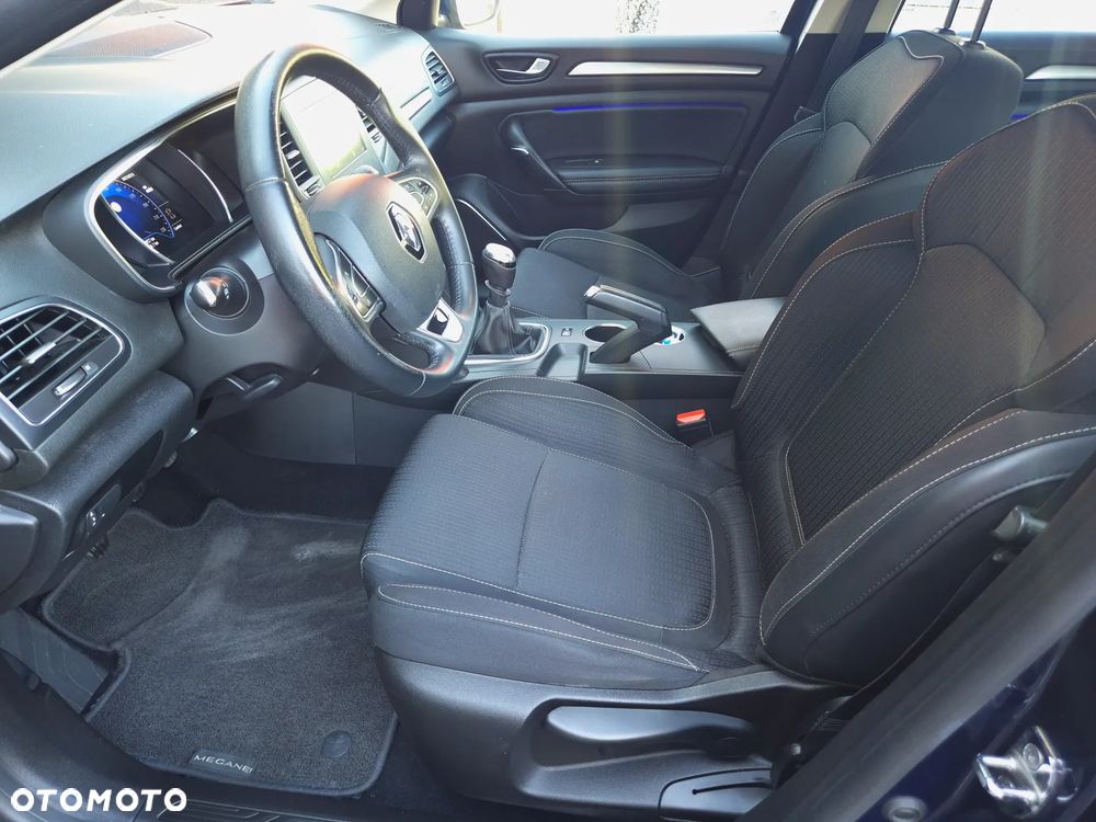 Renault Megane 1.3 TCe FAP Intens - 8