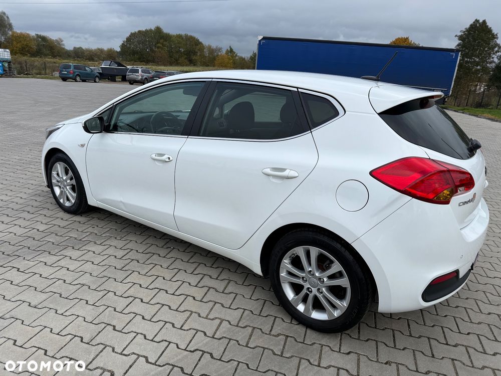 Kia Ceed 1.4 CVVT Dream Team Edition - 5