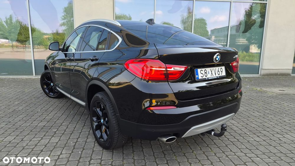 BMW X4 xDrive20i xLine - 10