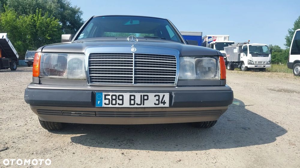 Mercedes-Benz W124 (1984-1993) - 2