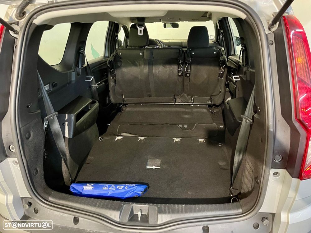 Dacia Jogger 1.0 TCe Essential 7L - 28