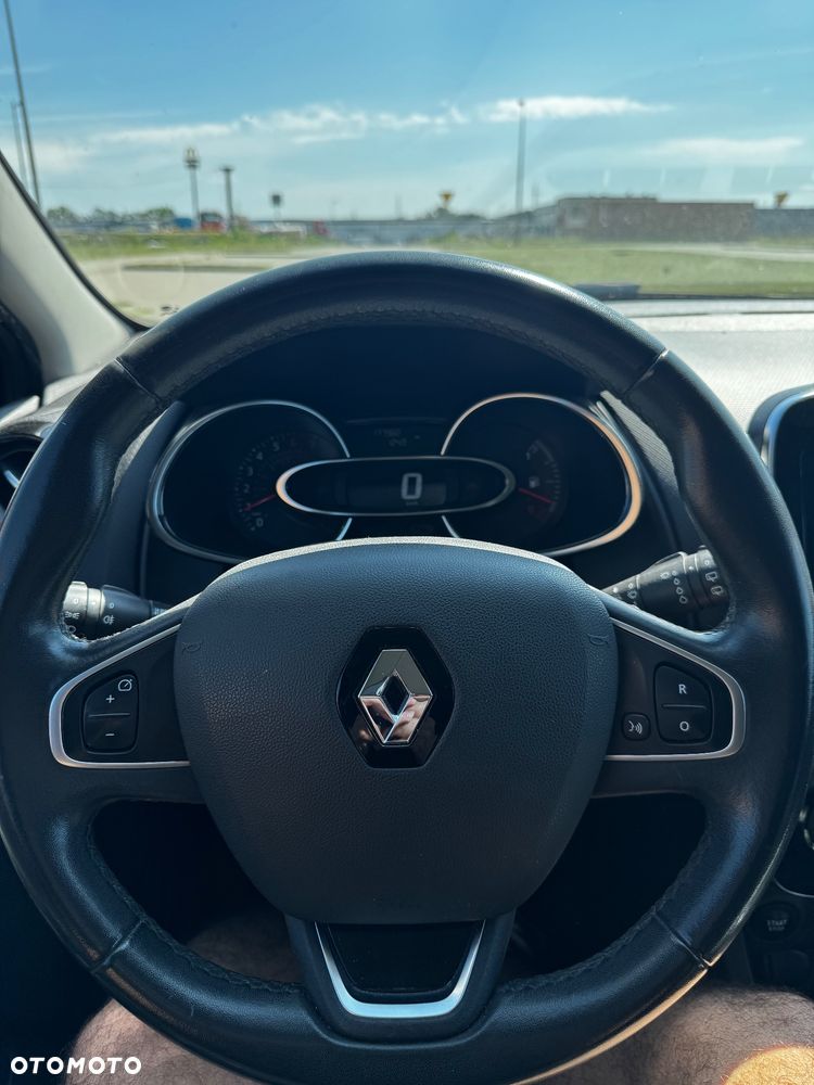 Renault Clio 1.2 16V Limited - 16