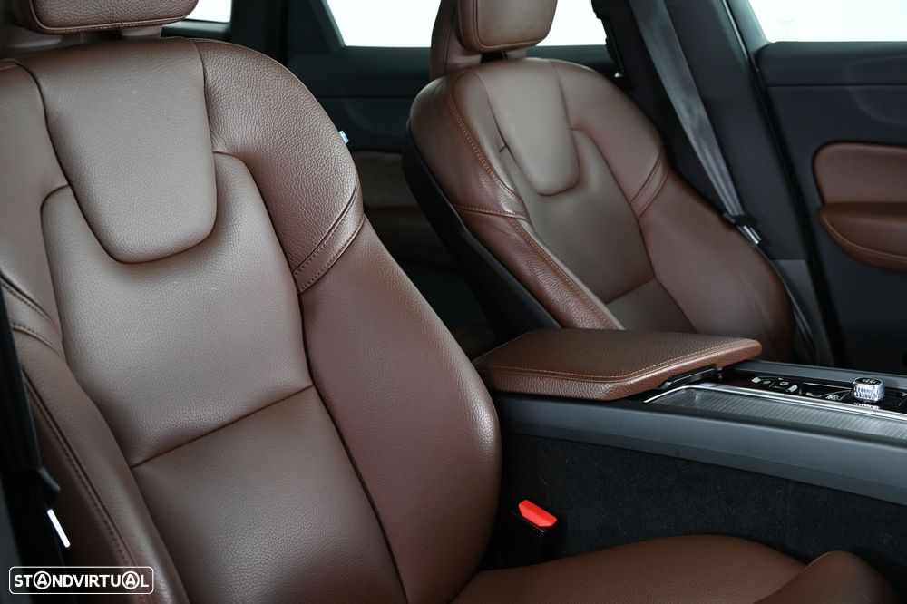 Volvo XC 60 2.0 T8 PHEV Inscription AWD - 22