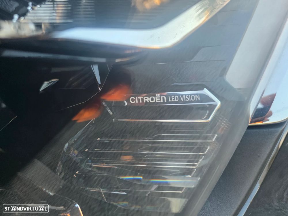 Citroën e-C4 50 kWh Shine - 23