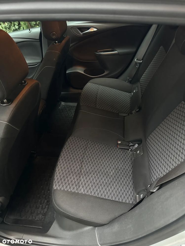 Opel Astra 1.6 CDTI Enjoy - 16