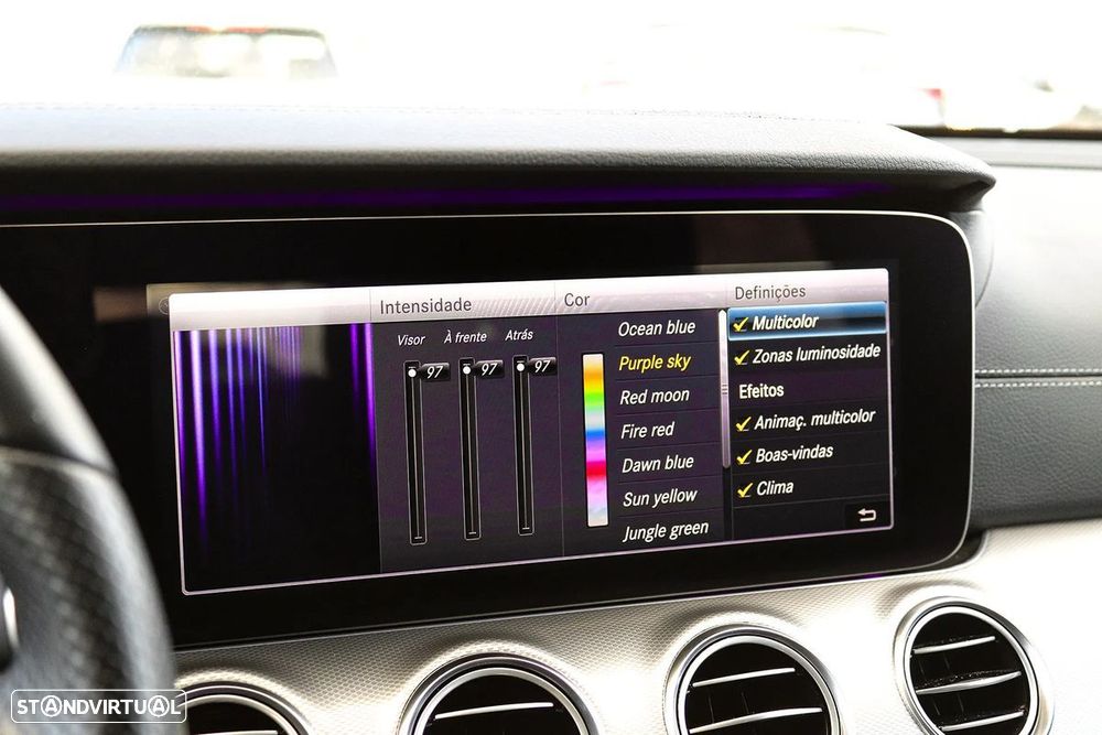 Mercedes-Benz E 300 de AMG Line 4Matic - 20