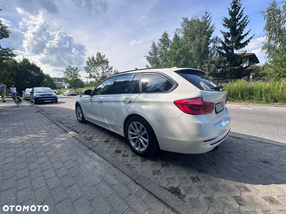 BMW Seria 3 320i Luxury Line sport - 10