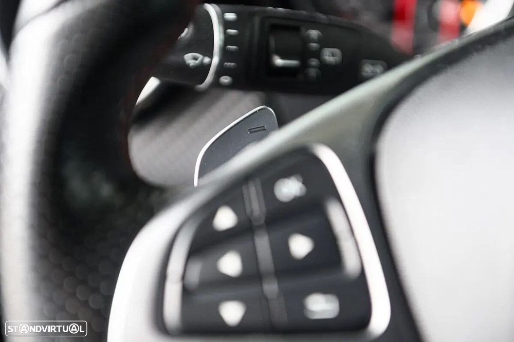 Mercedes-Benz A 180 d AMG Line Aut. - 31