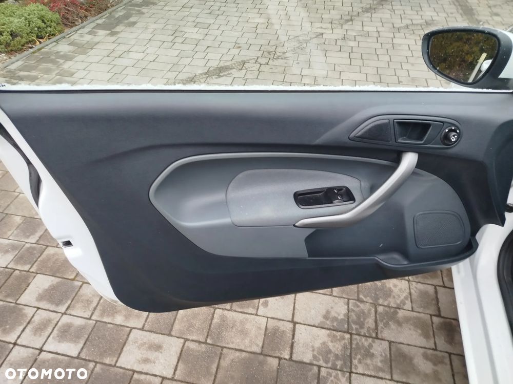 Ford Fiesta 1.25 Silver X - 10