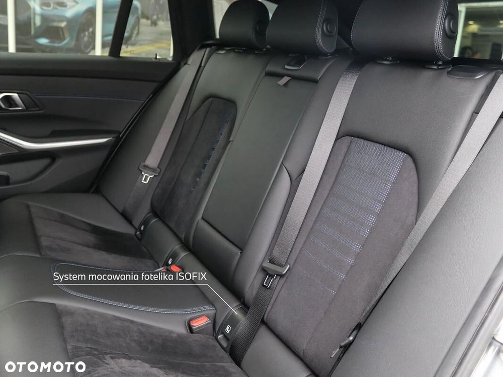 BMW Seria 3 330e xDrive M Sport sport - 23