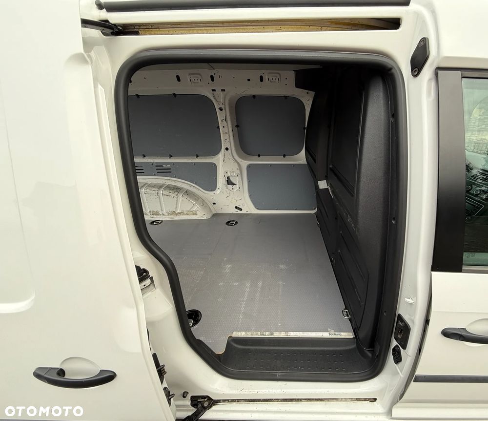 Volkswagen Caddy - 10