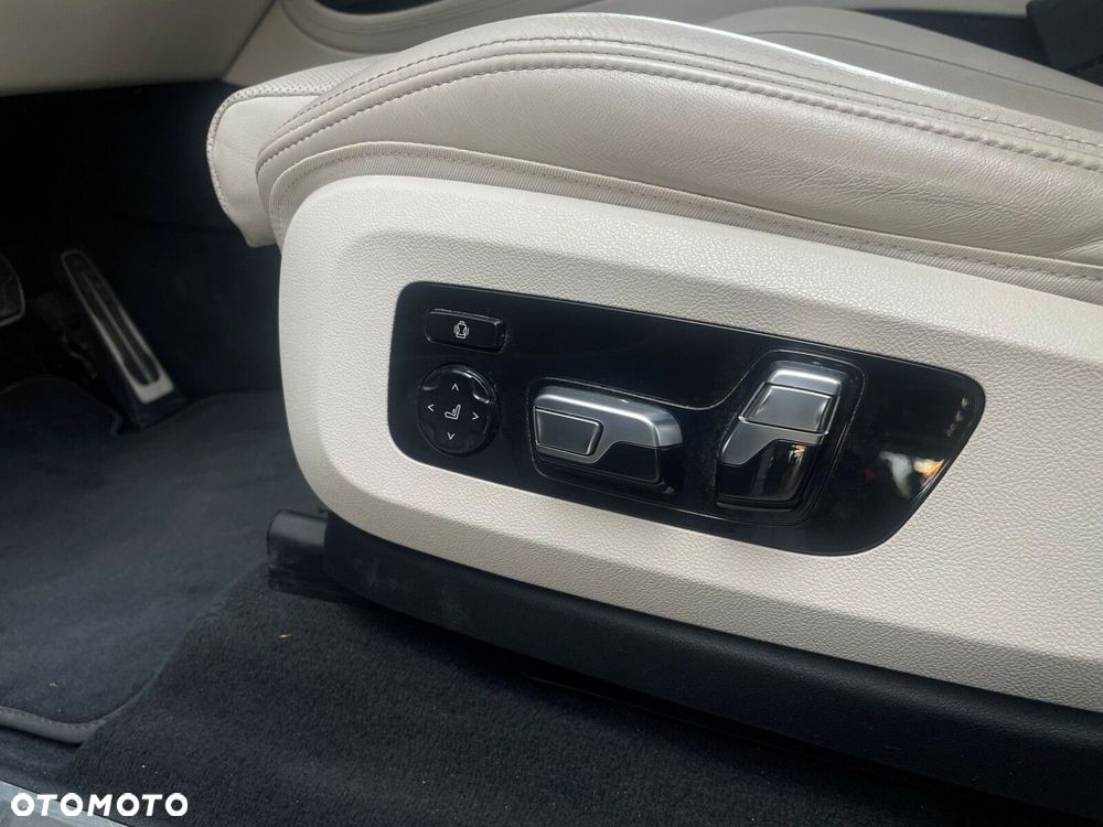BMW X7 xDrive40d mHEV sport - 24