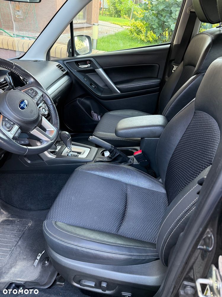 Subaru Forester 2.0 XT Sport Lineartronic - 9