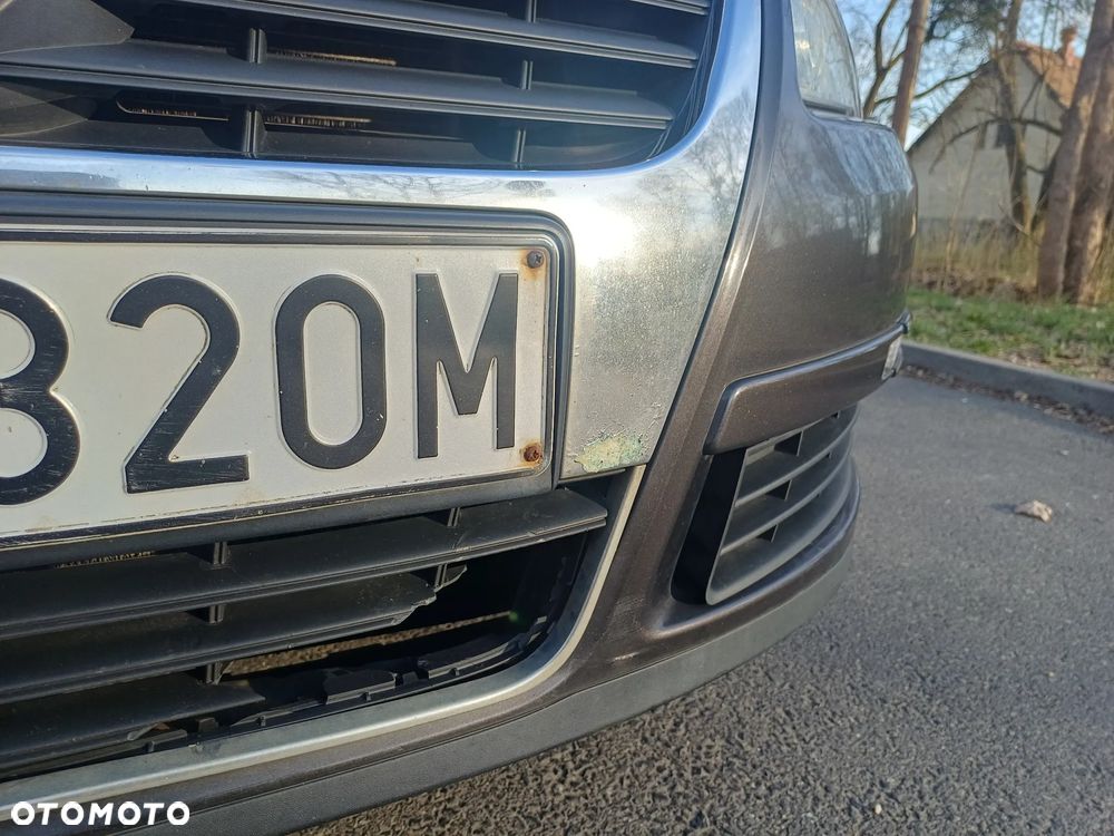 Volkswagen Passat - 13