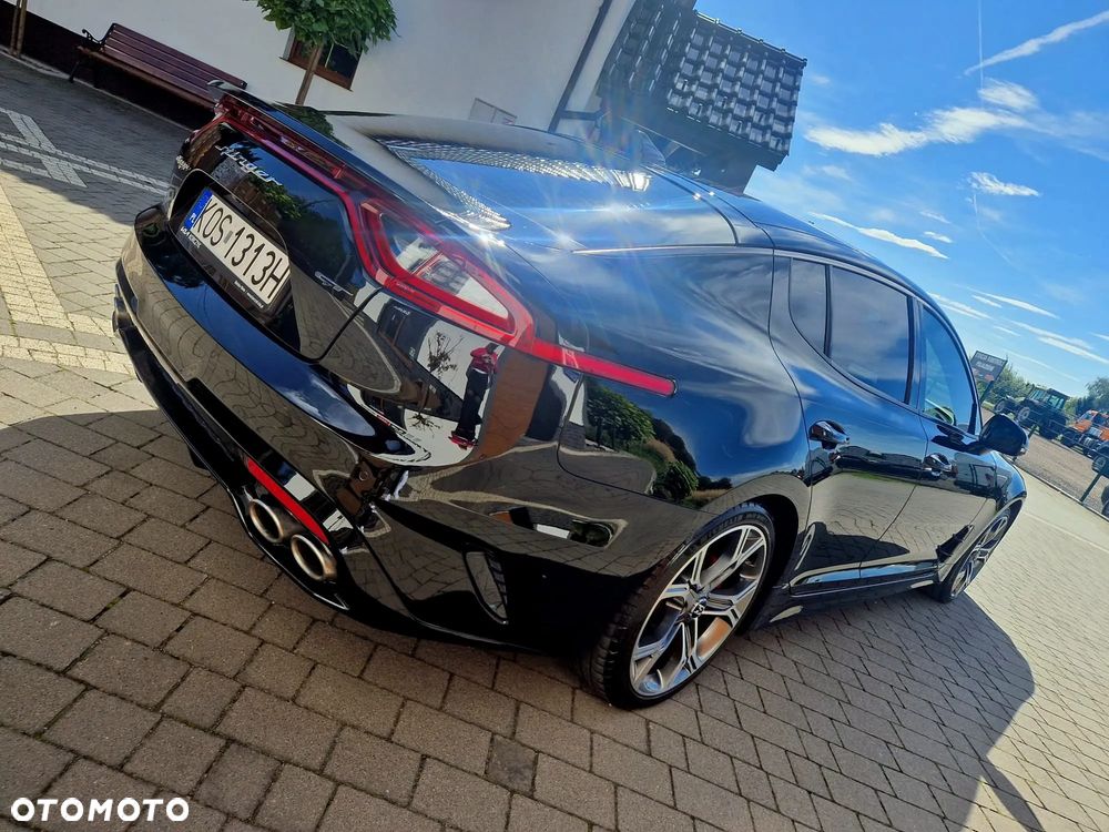 Kia Stinger 3.3 T-GDI V6 GT AWD - 39