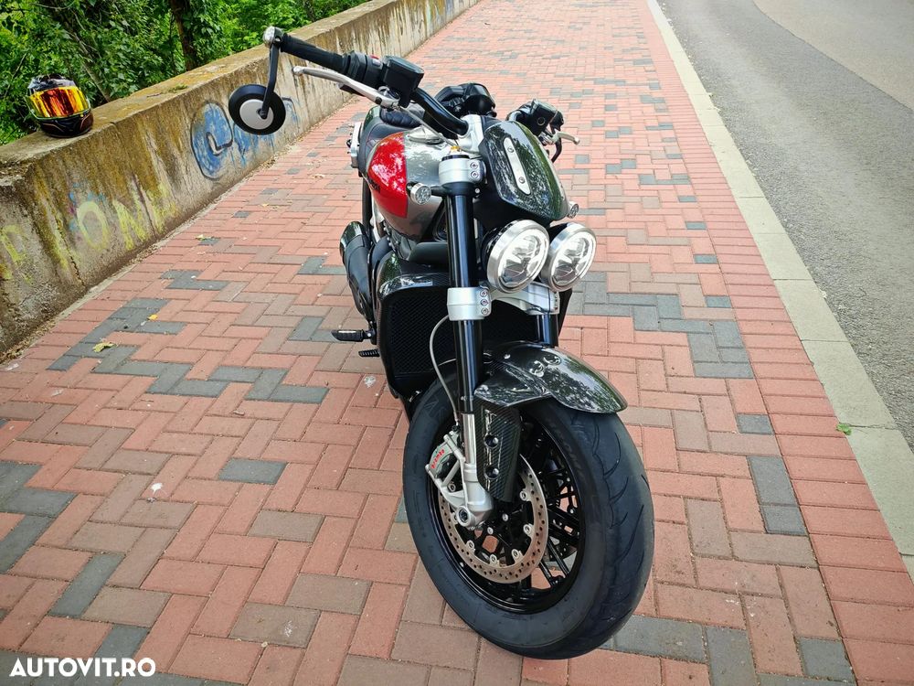 Triumph Rocket 3 R Black - 21