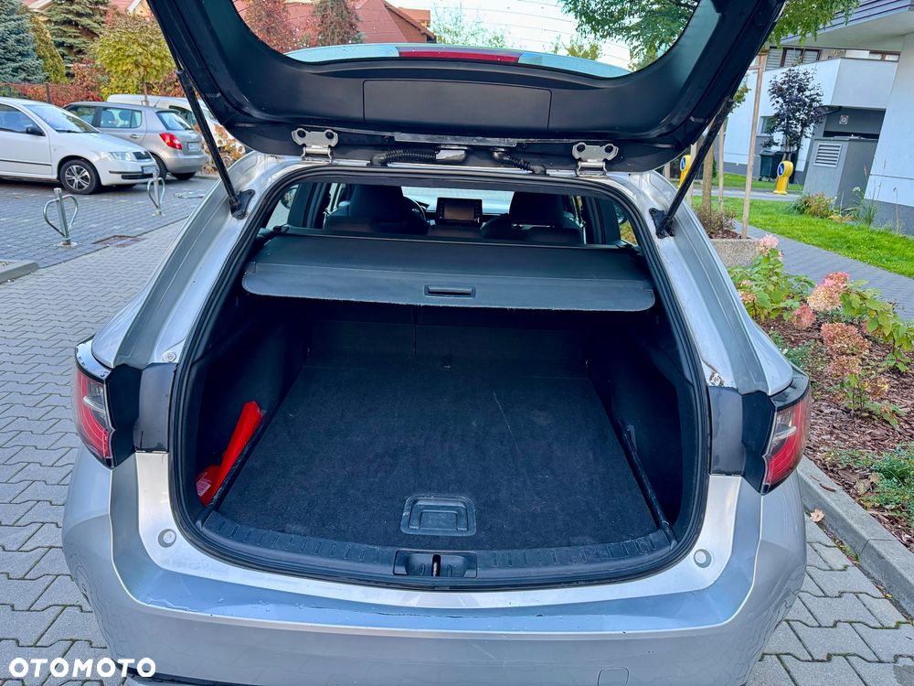 Toyota Corolla 1.8 Hybrid Comfort - 13