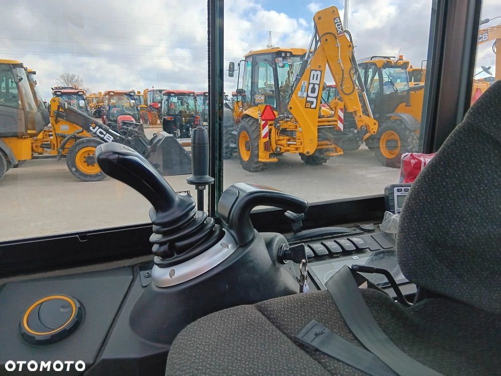 JCB Minikoparka 19C-1 - 15