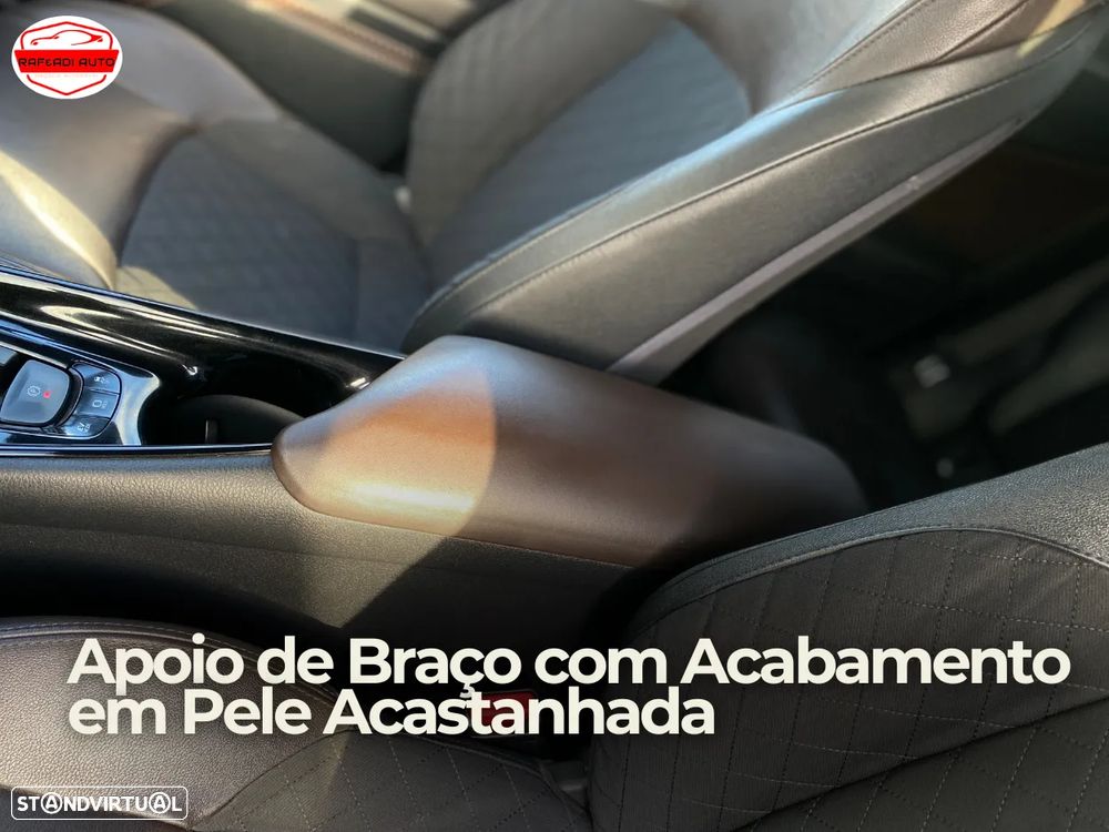 Toyota C-HR 1.8 HSD Exclusive - 28