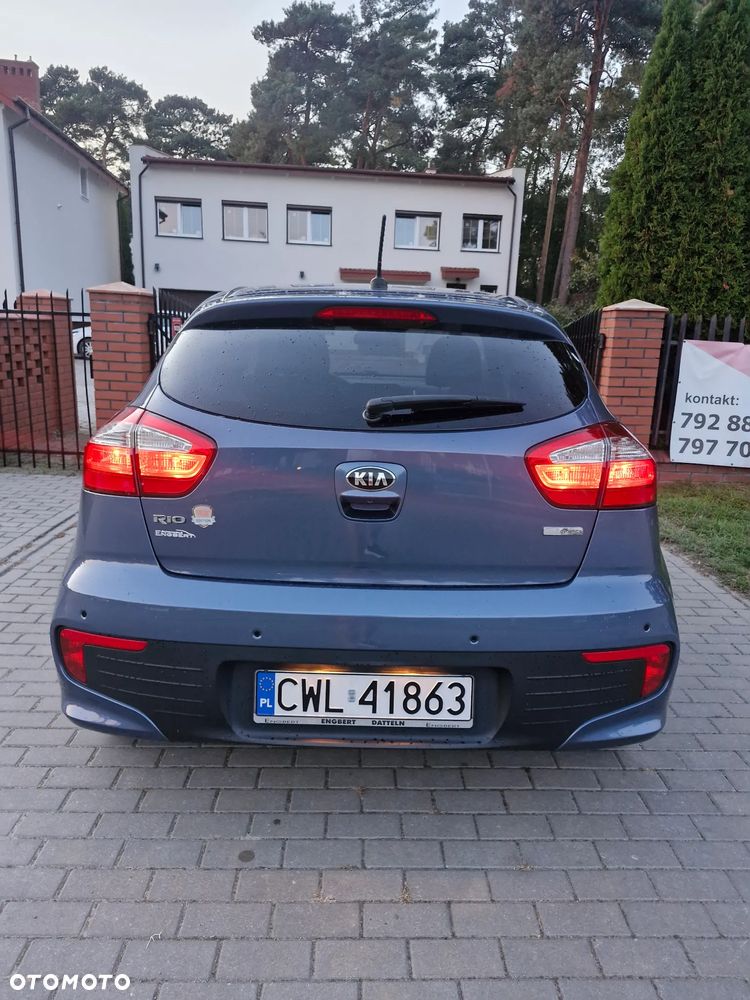 Kia Rio - 5