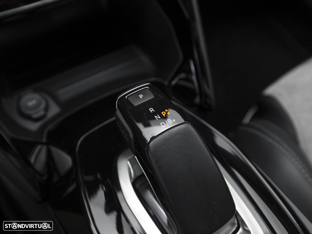 Peugeot e-2008 50 kWh GT Pack - 15