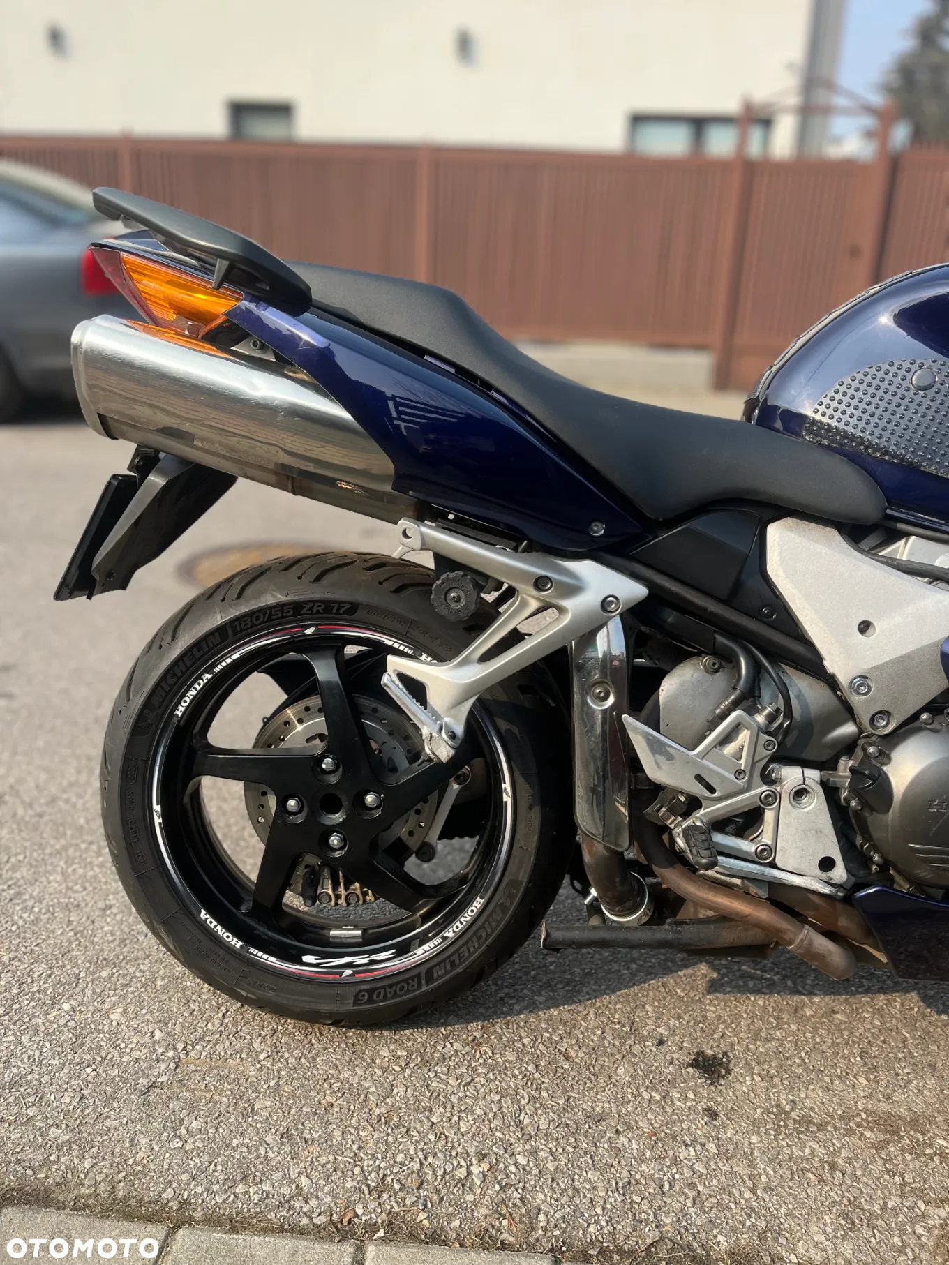 Honda VFR - 8