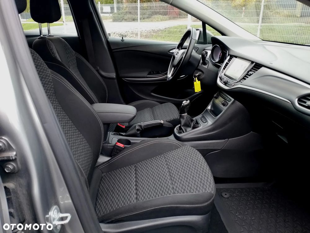 Opel Astra 1.6 CDTI Sport - 13