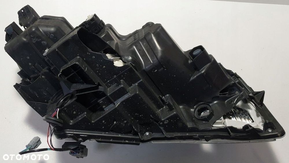 Suzuki Vitara Reflektor Lewy KOITO 100-7R016 - 2