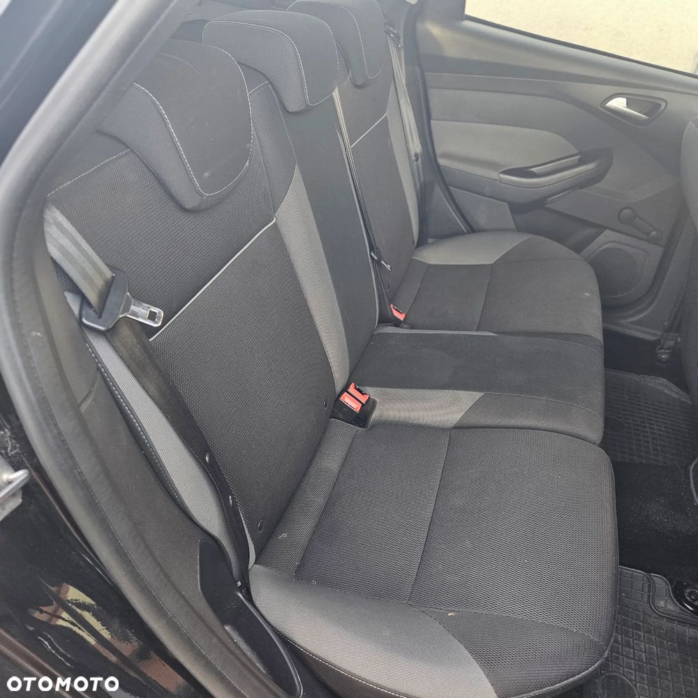 Ford Focus - 9