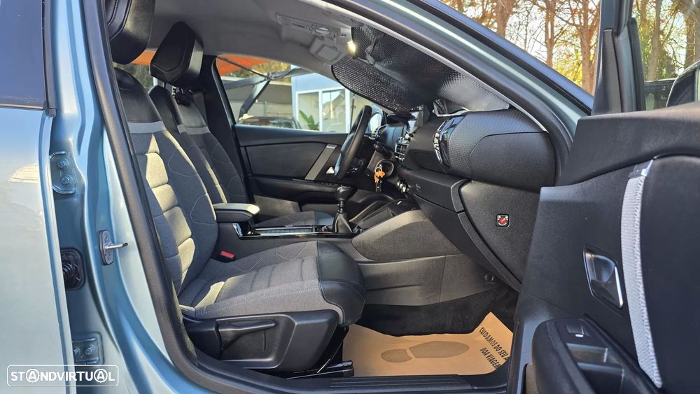 Citroën C4 1.2 PureTech Shine - 16