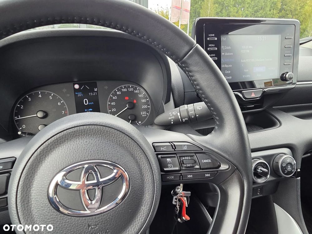 Toyota Yaris 1.5 Comfort - 22