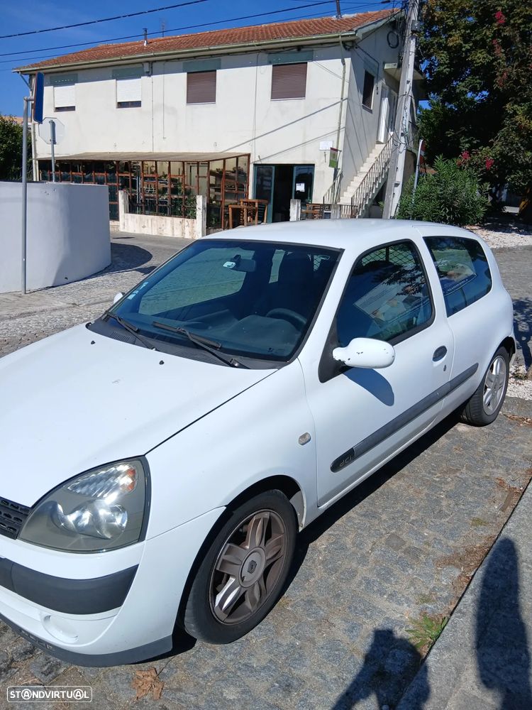 Renault Clio 1.5 dCi Pack Authentique - 6