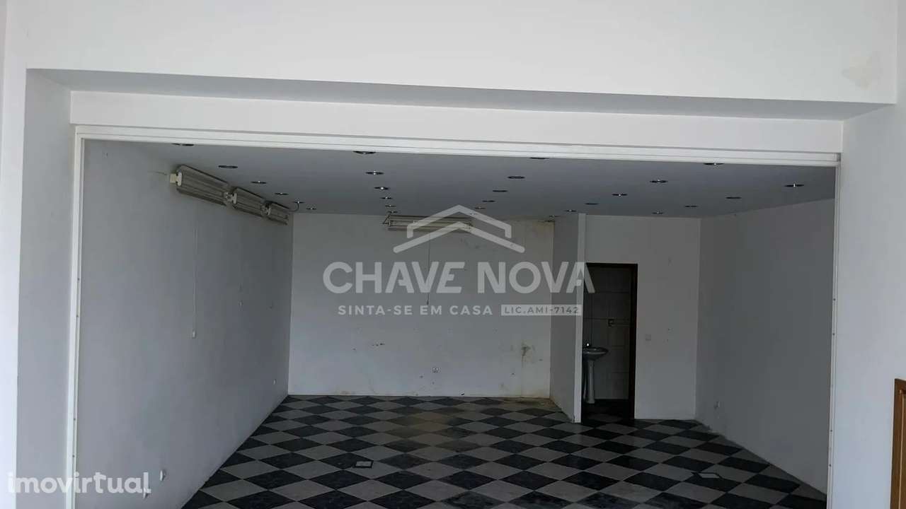 Loja com Elevado Potencial Comercial em Fiães - Grande imagem: 4/7