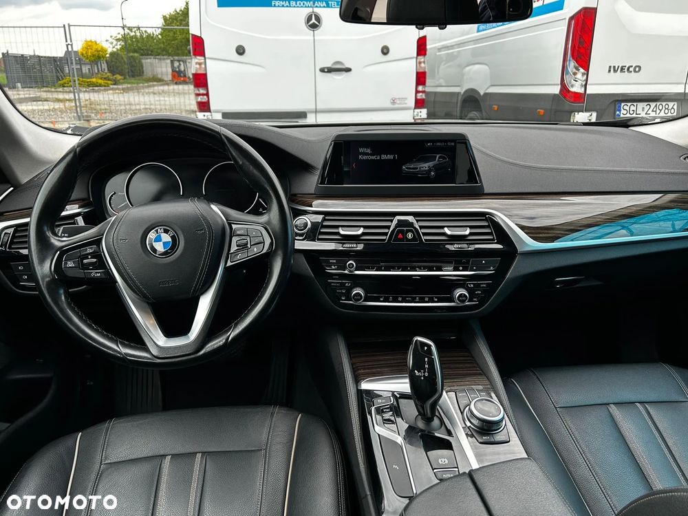 BMW Seria 5 520d Luxury Line - 8