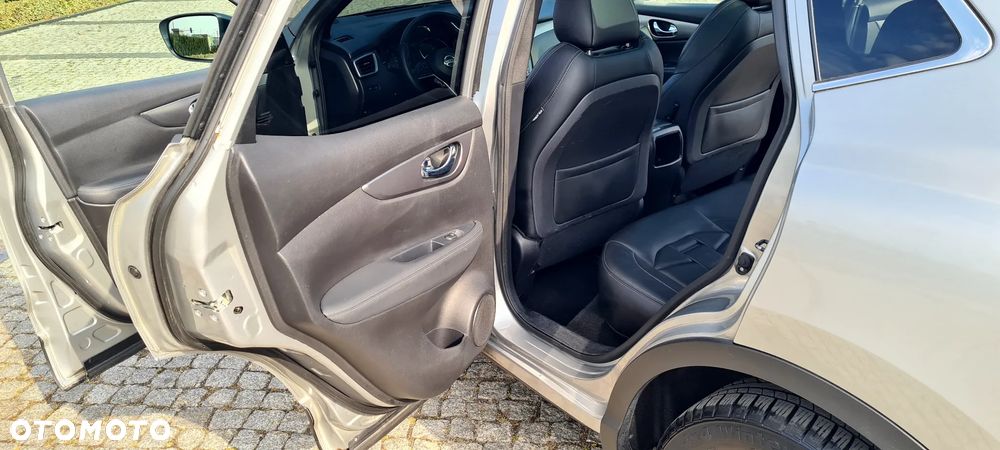Nissan Qashqai - 24