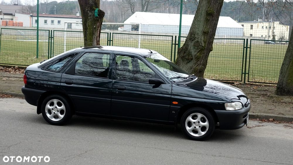 Ford Escort 1.3 CL - 33
