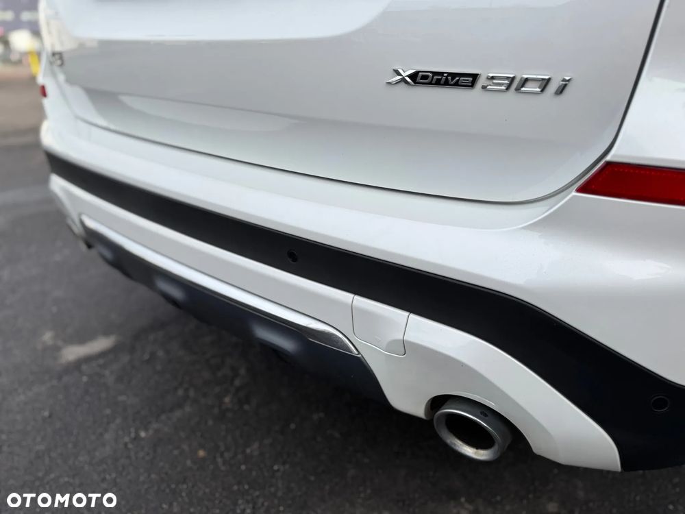 BMW X3 xDrive30i GPF Luxury Line - 24