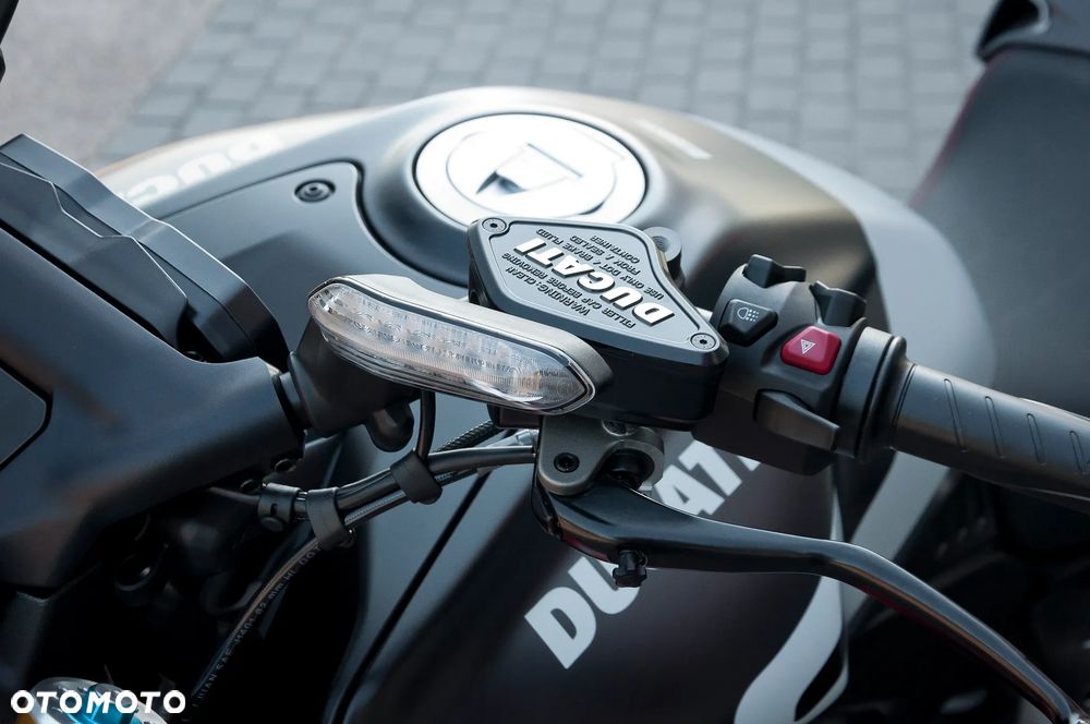 Ducati Diavel - 22