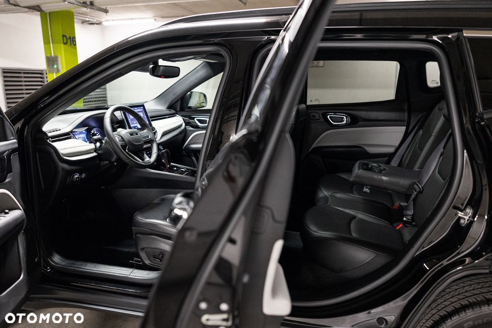 Jeep Compass - 18
