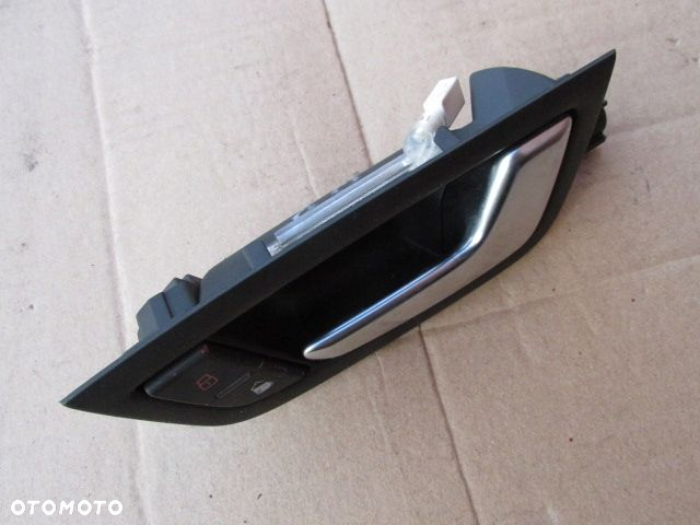 Audi A8 D3 lift Klamka wewnętrzna prawy przód 4E0837020 - 2