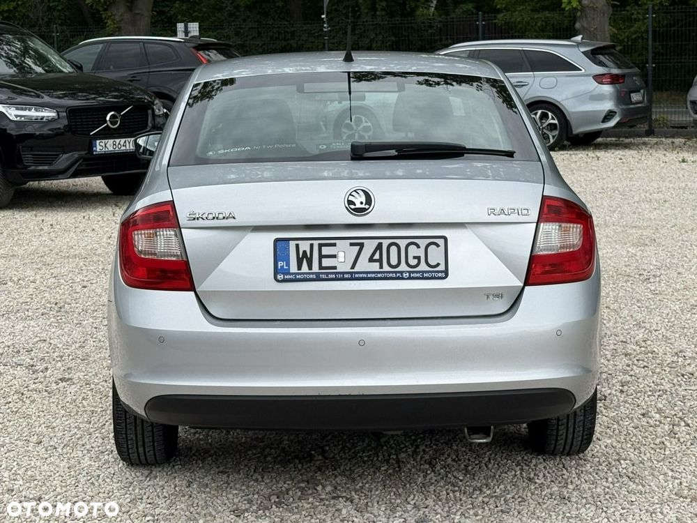 Skoda RAPID - 4