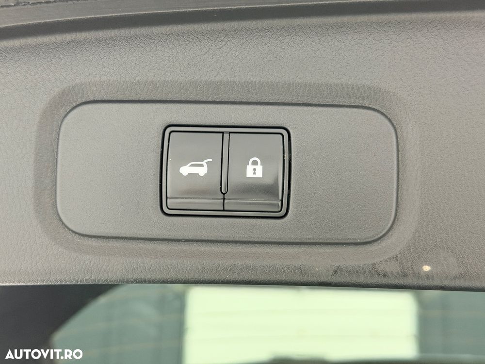 Nissan Qashqai 1.3 DIG-T MHEV Xtronic Tekna - 19